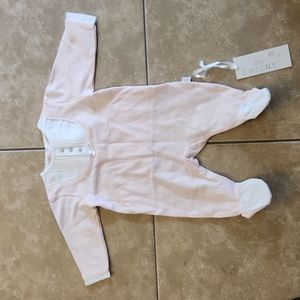 B.S. light pink and white footsie